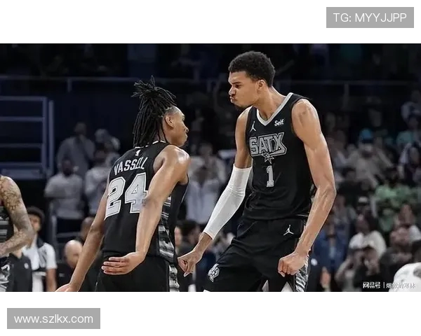 2017年季后赛火箭与马刺的激烈对决回顾与分析